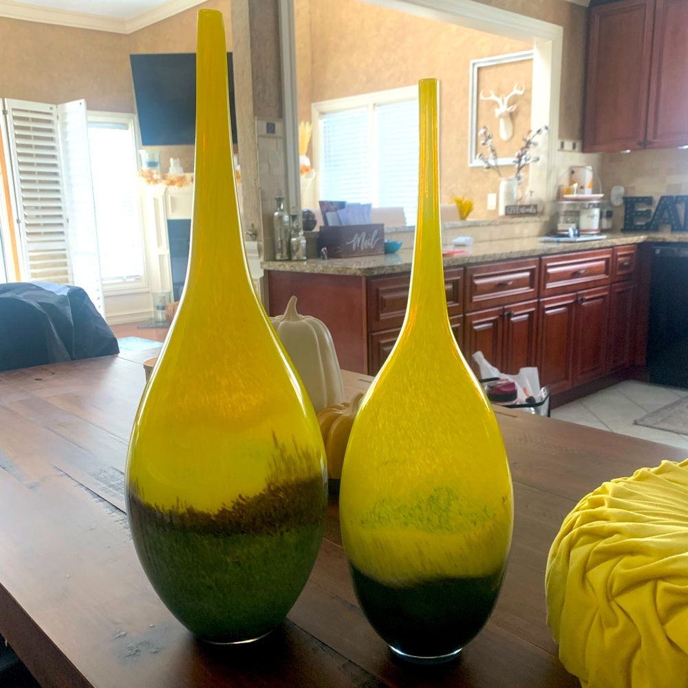 Brand new! Vase set